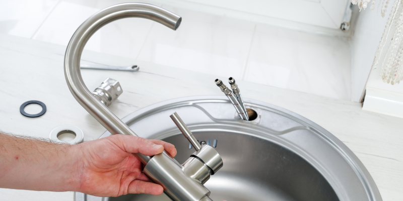 3 Signs It’s Time for a Faucet Replacement